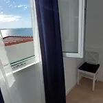 Eva *